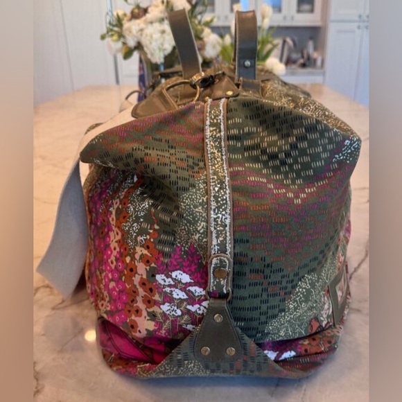 Parcel London Large Canvas Travel Bag Women’s Gardencore Print Adjustable Strap - Picture 4 of 13